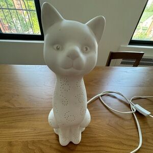 cat lamp, working.